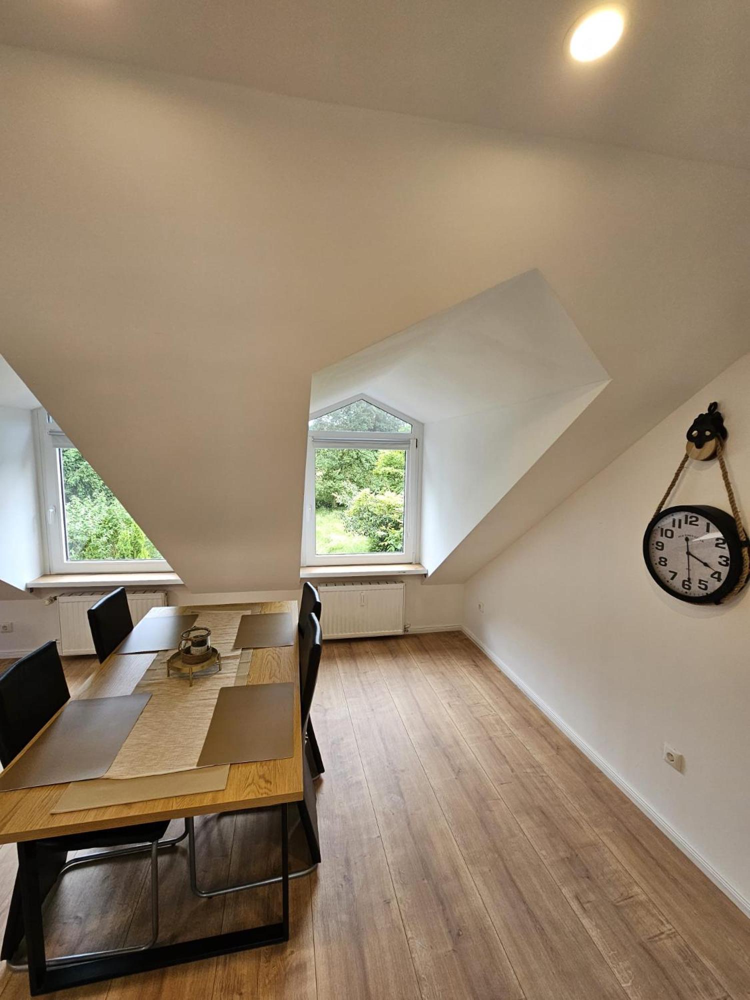 Tautraum Suite Mit Whirlpool Und Gruenem Ausblick Wilhelmshaven Dış mekan fotoğraf
