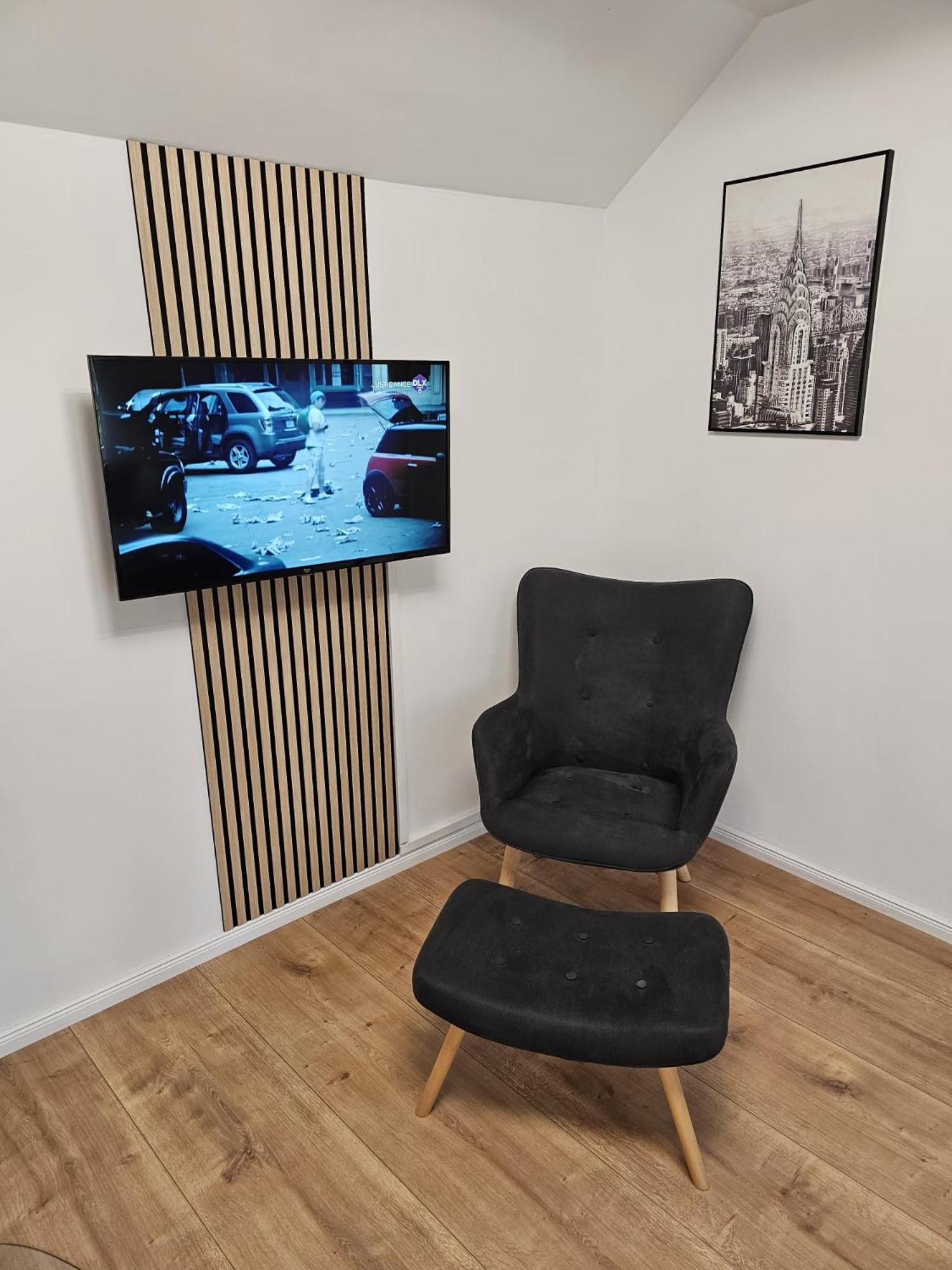 Tautraum Suite Mit Whirlpool Und Gruenem Ausblick Wilhelmshaven Dış mekan fotoğraf