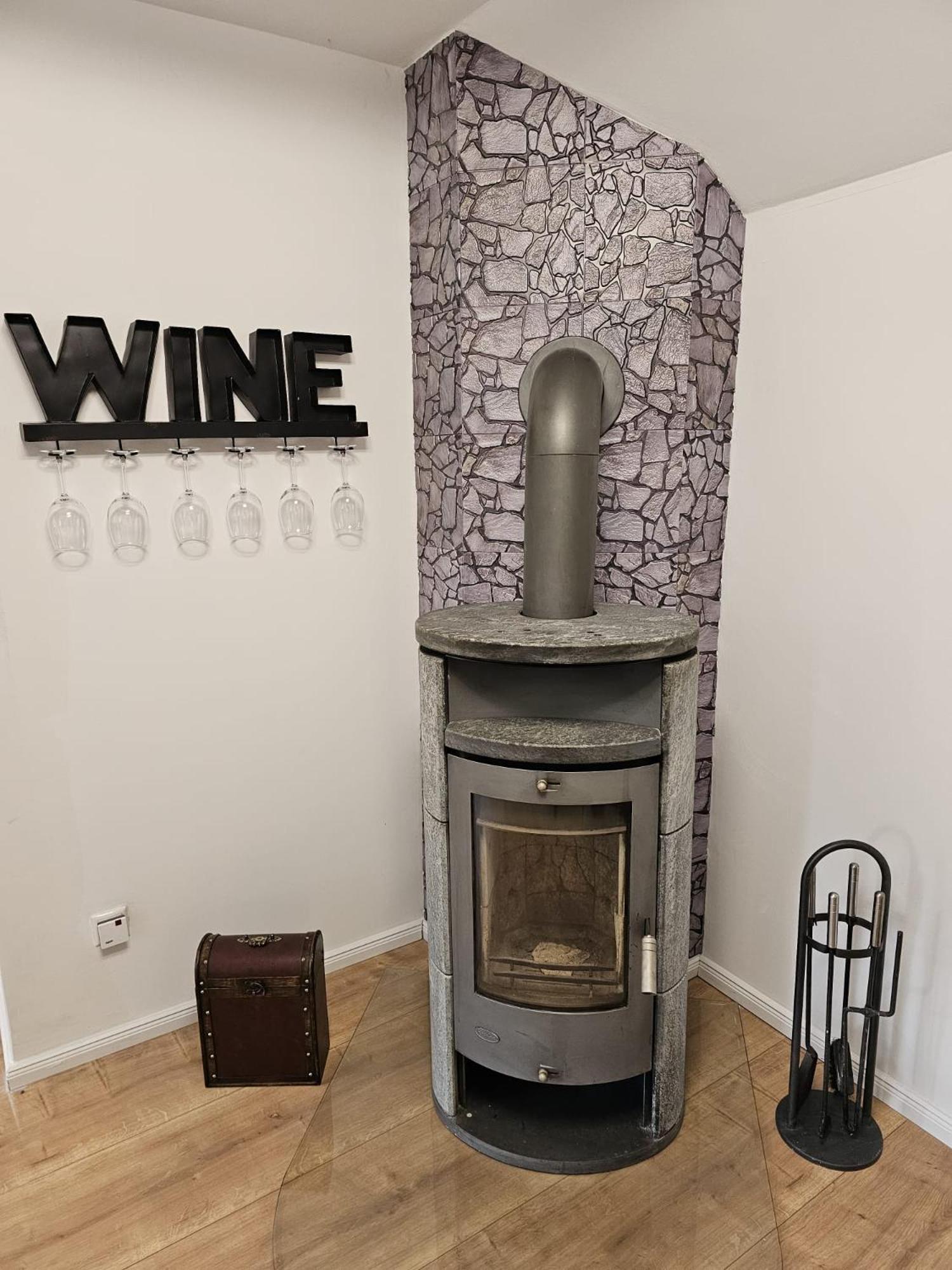 Tautraum Suite Mit Whirlpool Und Gruenem Ausblick Wilhelmshaven Dış mekan fotoğraf